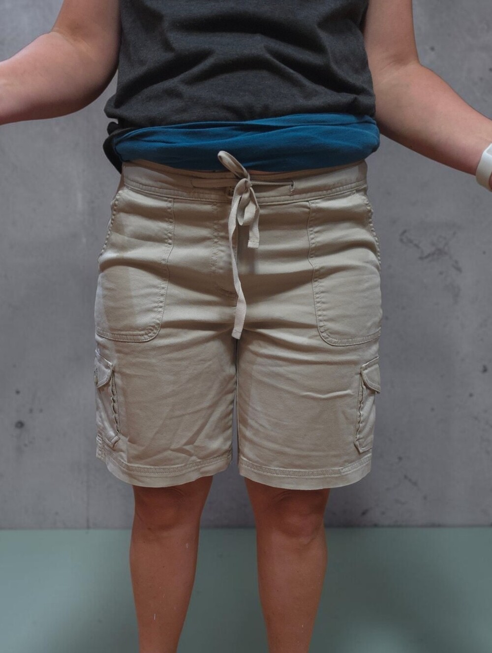 L.L. Bean Favorite Fit Khaki Drawstring Cargo Shorts